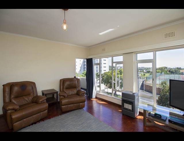 2 BEDROOM APARTMENT SOLD IN ROSEBANK